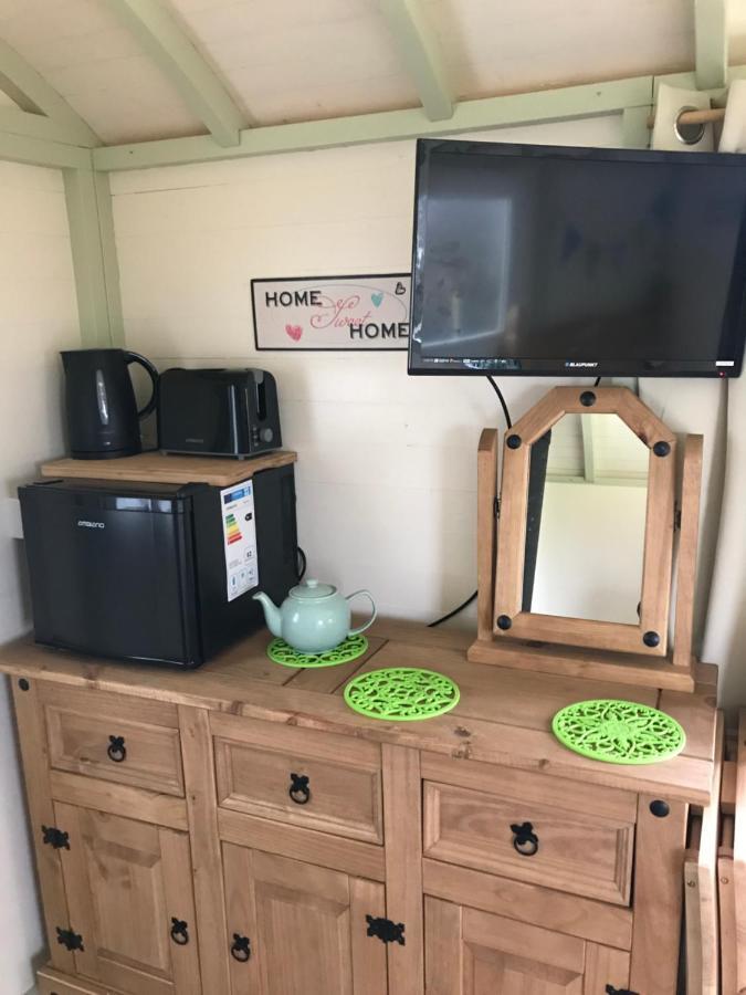 Elton Barn Fishery & Retreat ノッティンガム エクステリア 写真