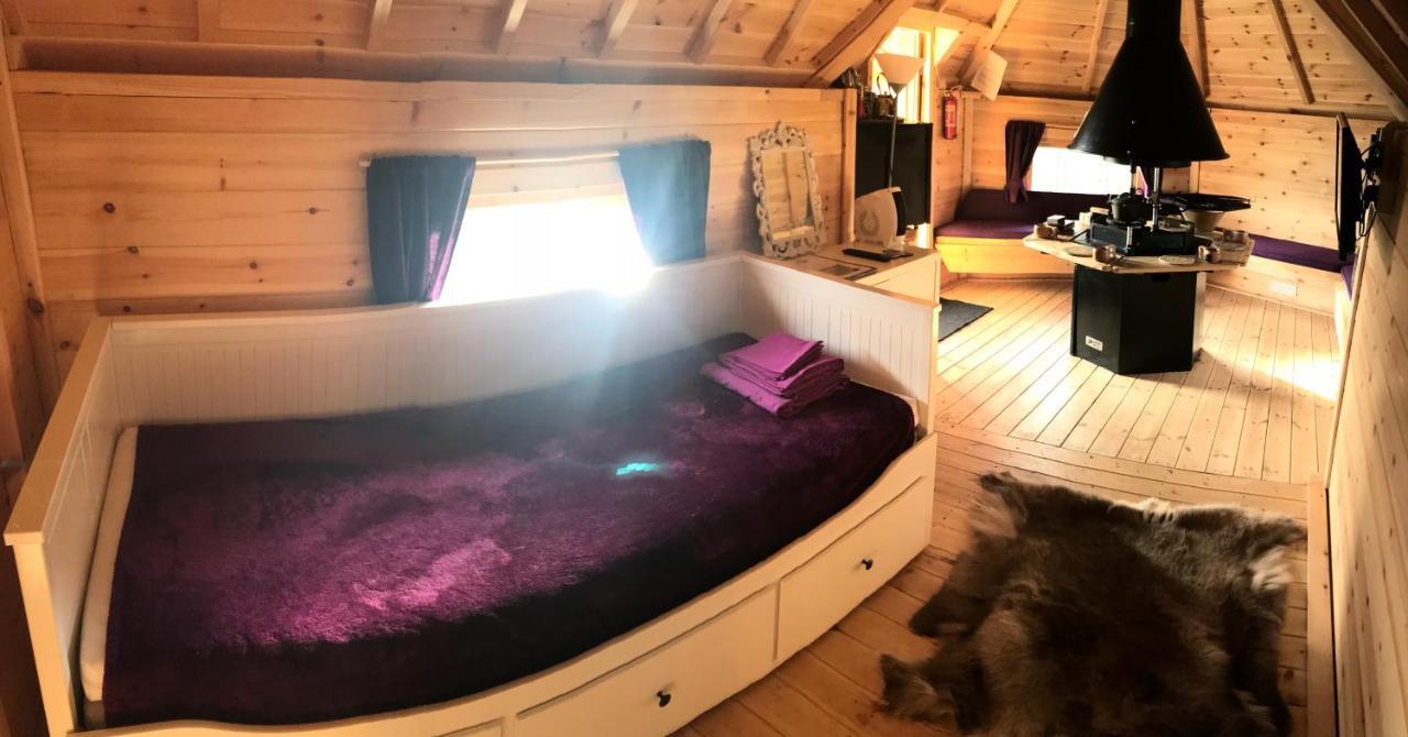 Elton Barn Fishery & Retreat ノッティンガム エクステリア 写真