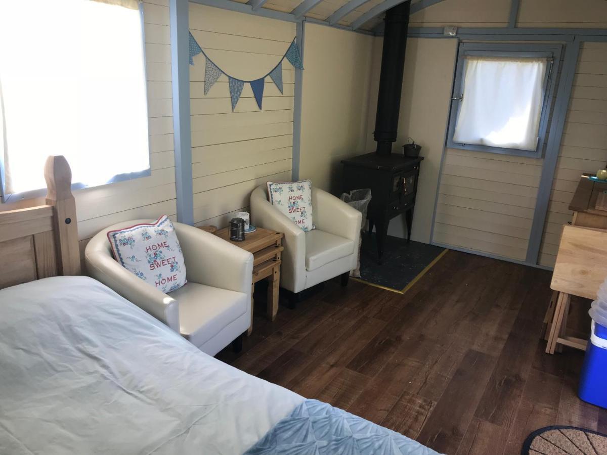 Elton Barn Fishery & Retreat ノッティンガム エクステリア 写真